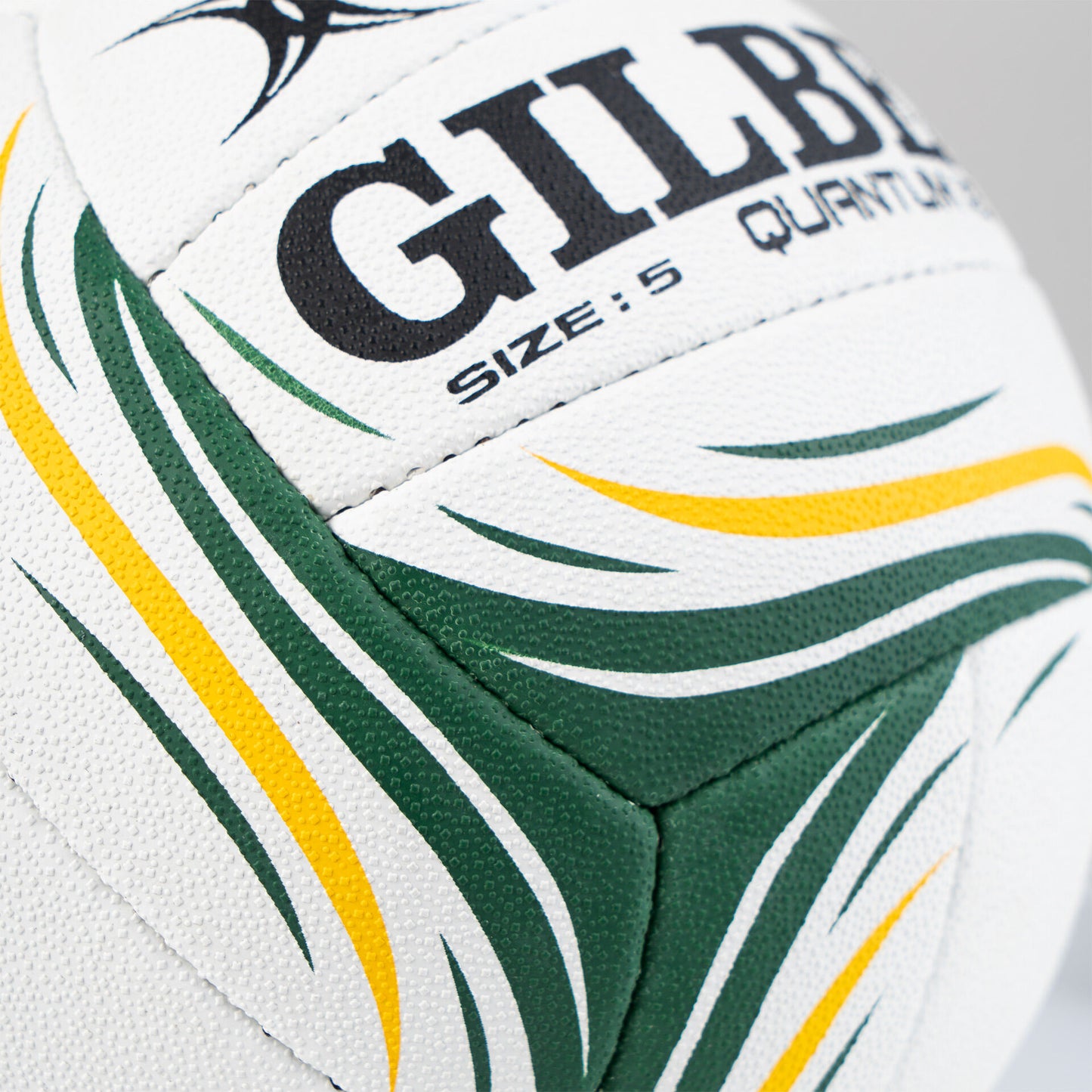 Gilbert Netball Quantum X5 Netball - Size 5