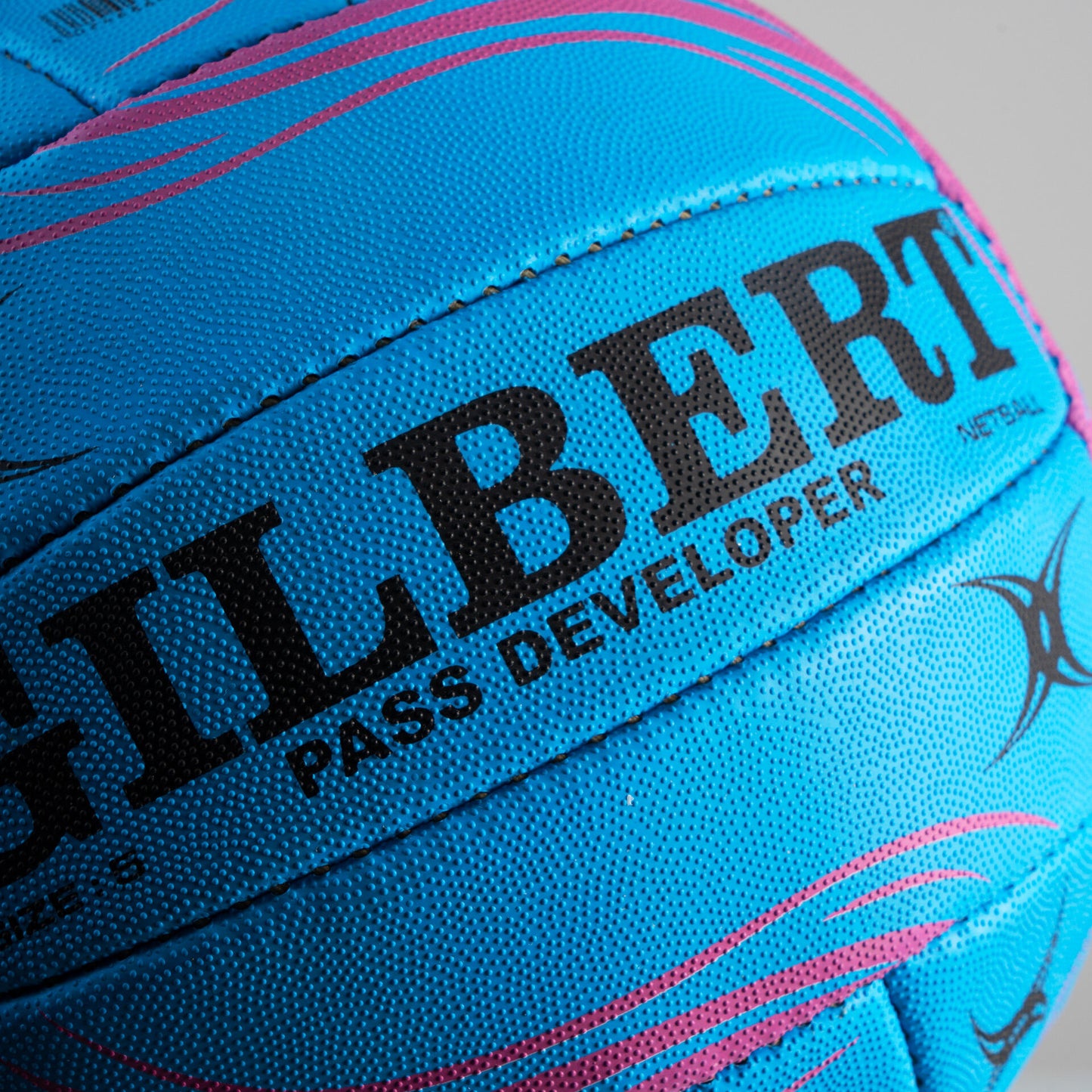 Gilbert Netball Pass Developer Netball - Size 5