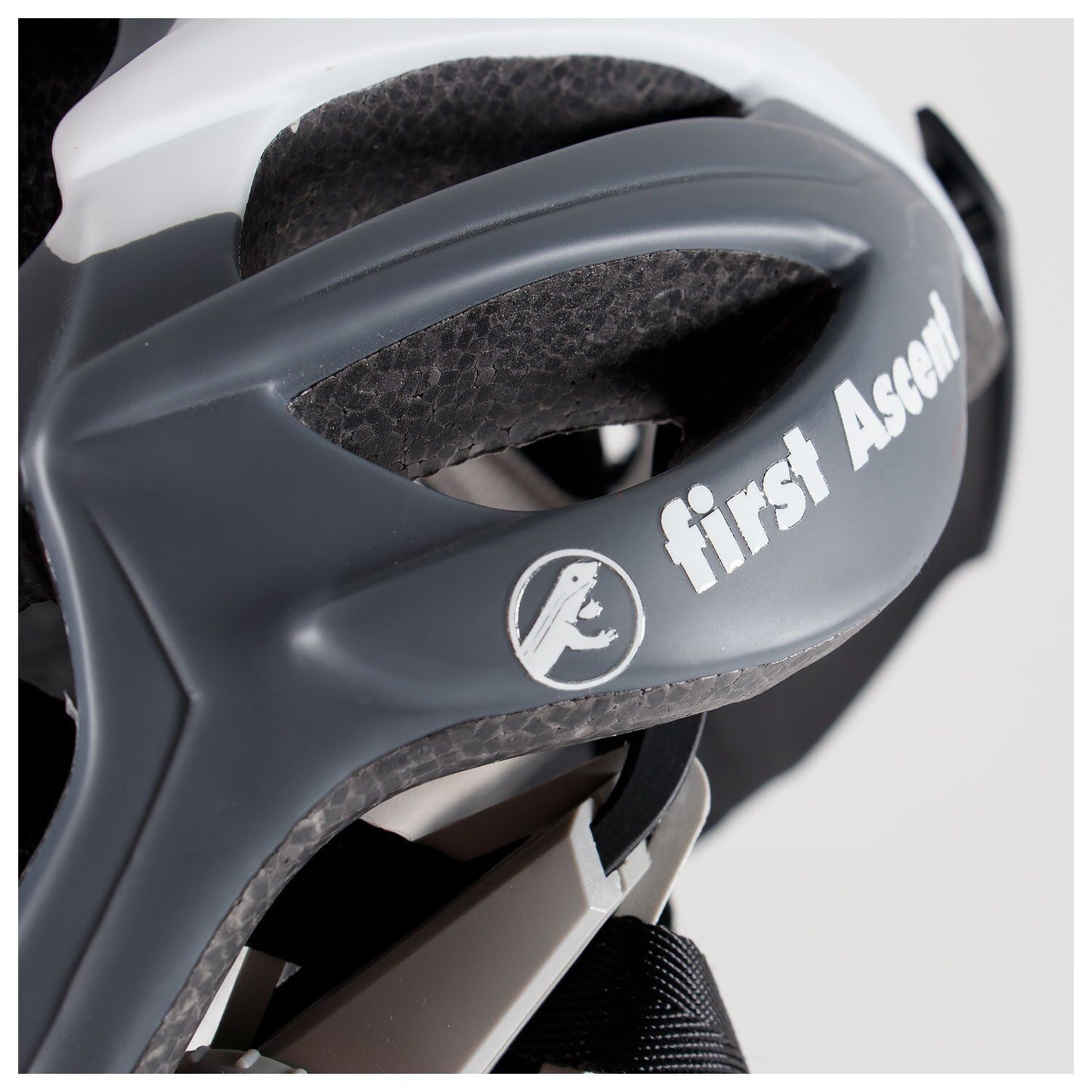 First Ascent Rapid Cycling Helmet