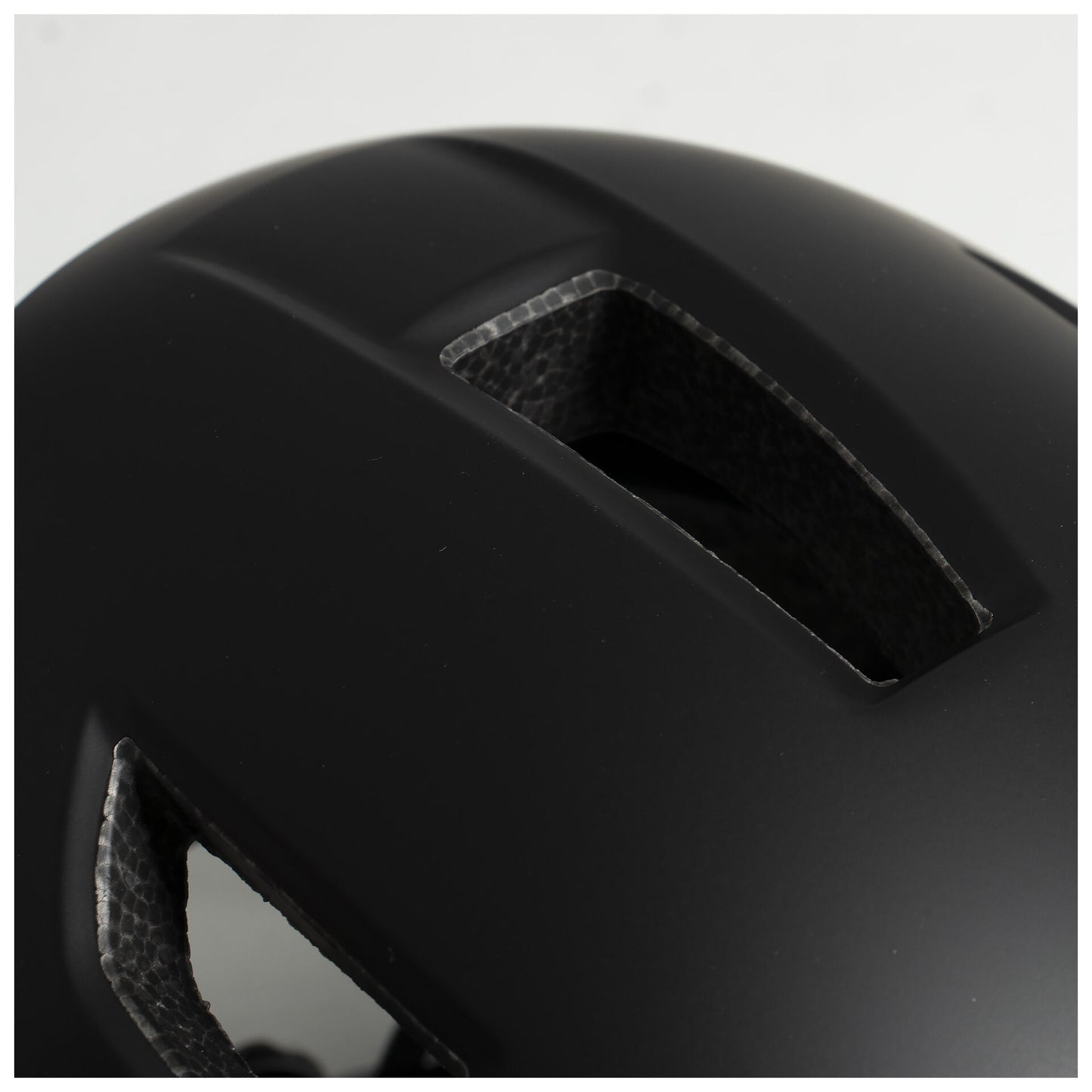 First Ascent Traverse Helmet