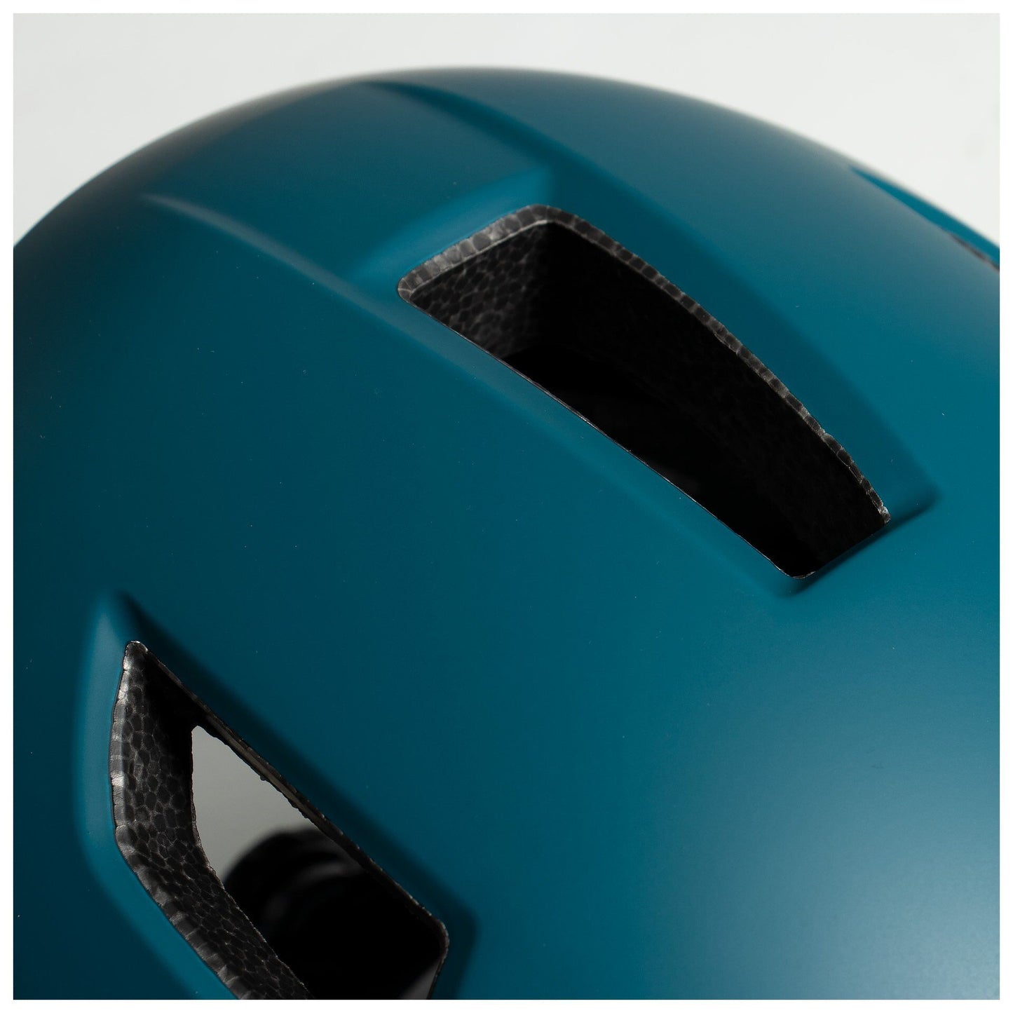First Ascent Traverse Helmet